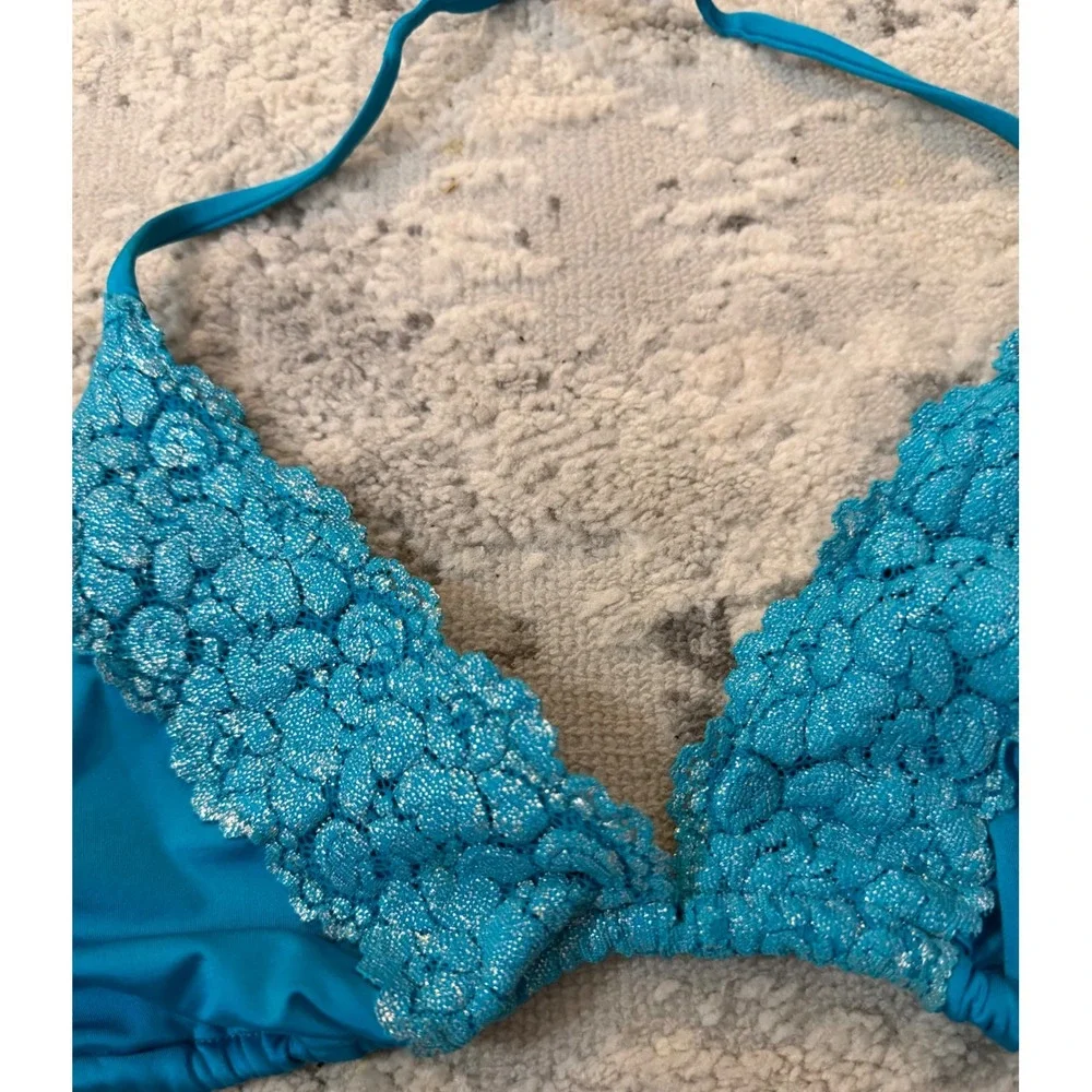 Beach Bunny the Graduate Blue Lace Triangle Bikini Top XL  Rre